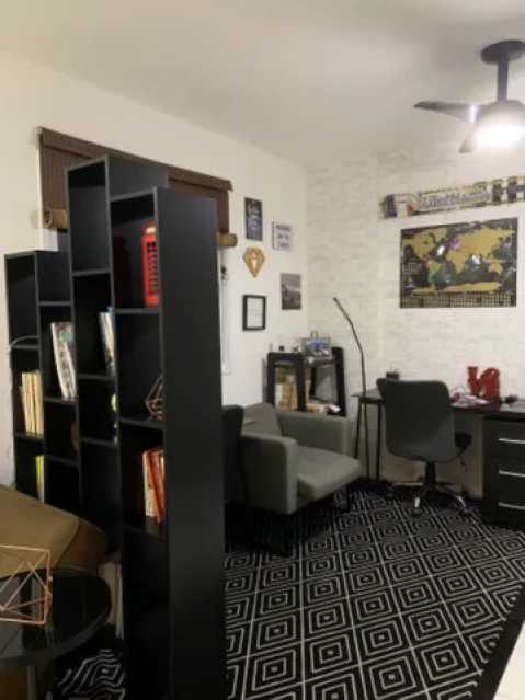 Apartamento à venda com 2 quartos, 67m² - Foto 7