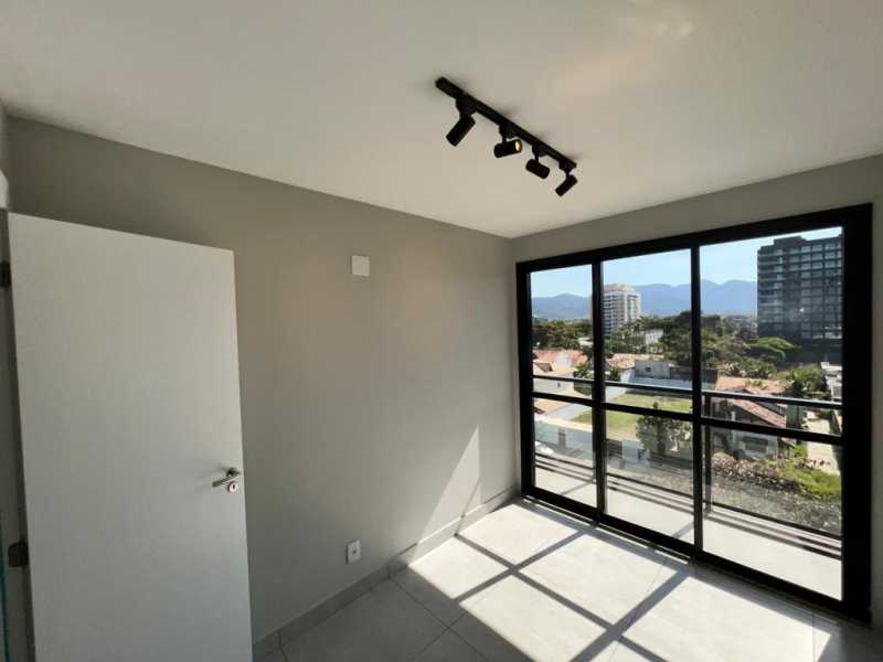 Apartamento à venda com 2 quartos, 67m² - Foto 11