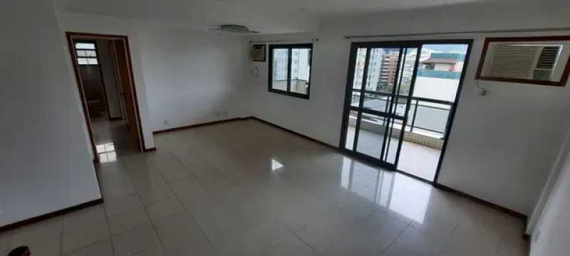 Apartamento à venda com 3 quartos, 216m² - Foto 9