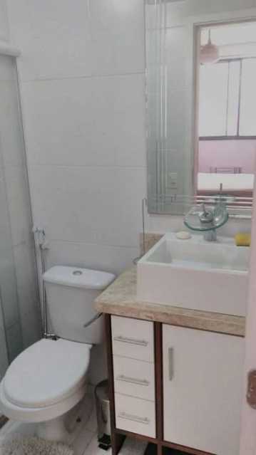 Apartamento à venda com 2 quartos, 65m² - Foto 3