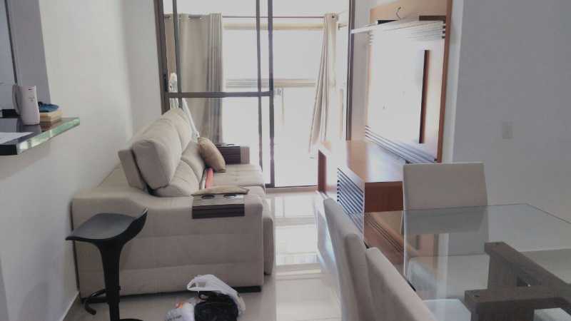 Apartamento à venda com 2 quartos, 65m² - Foto 9