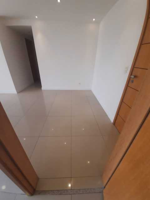 Apartamento à venda com 3 quartos, 82m² - Foto 14