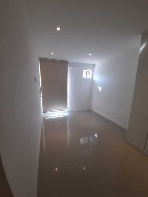 Apartamento à venda com 3 quartos, 82m² - Foto 9