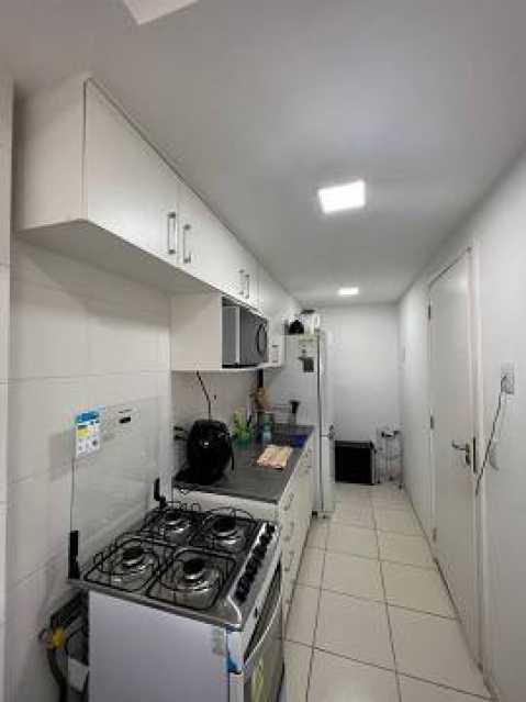 Apartamento à venda com 2 quartos, 68m² - Foto 20