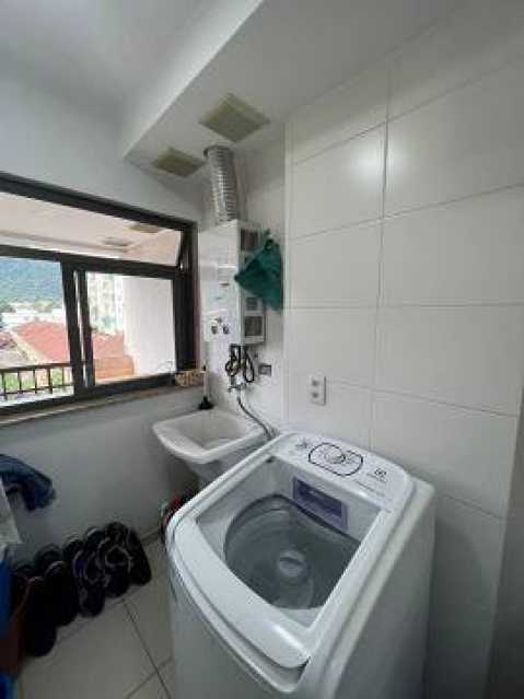 Apartamento à venda com 2 quartos, 68m² - Foto 21