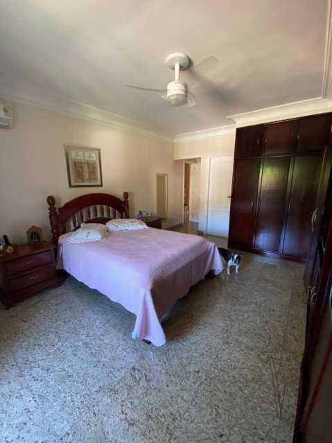 Casa de Condomínio à venda com 4 quartos, 350m² - Foto 23