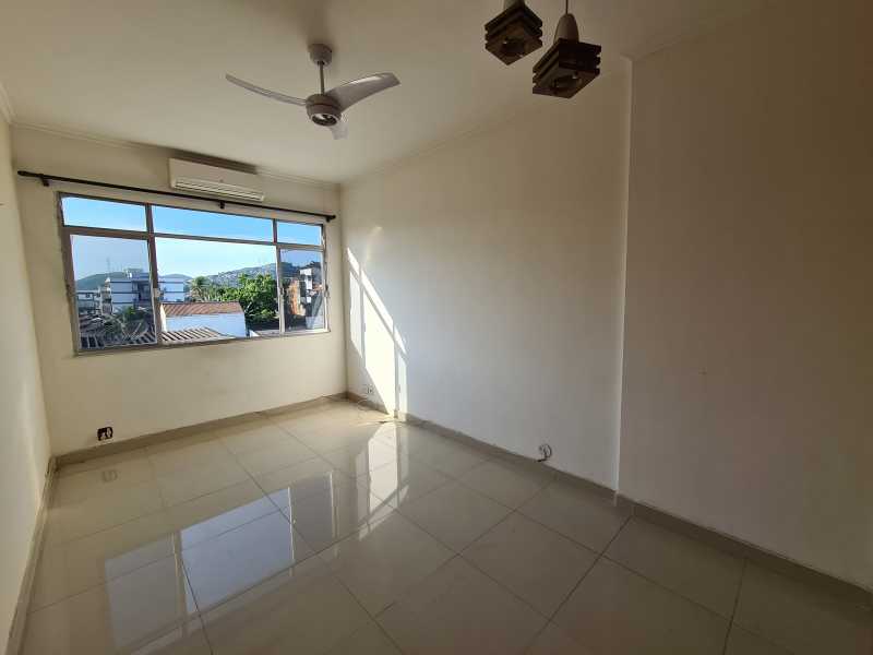 Apartamento à venda com 2 quartos, 73m² - Foto 3