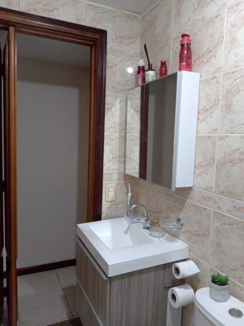 Apartamento à venda com 2 quartos, 63m² - Foto 14