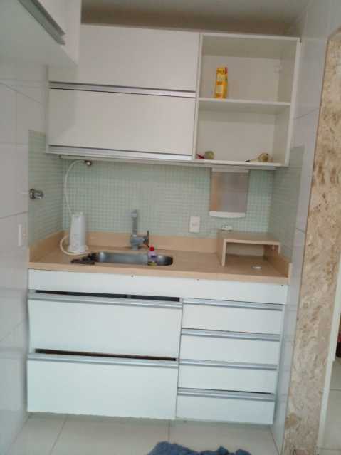 Apartamento à venda com 3 quartos, 60m² - Foto 11