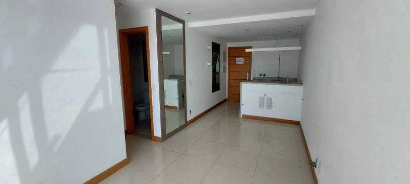 Apartamento à venda com 1 quarto, 34m² - Foto 12