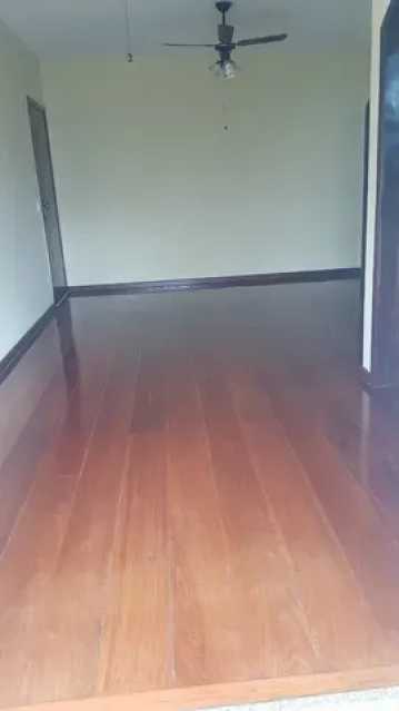 Apartamento à venda com 2 quartos, 61m² - Foto 4