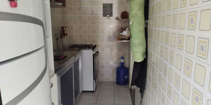 Apartamento à venda com 2 quartos, 65m² - Foto 8