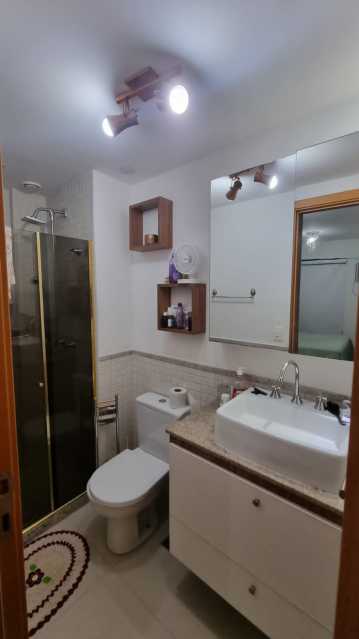 Apartamento à venda com 2 quartos, 68m² - Foto 17