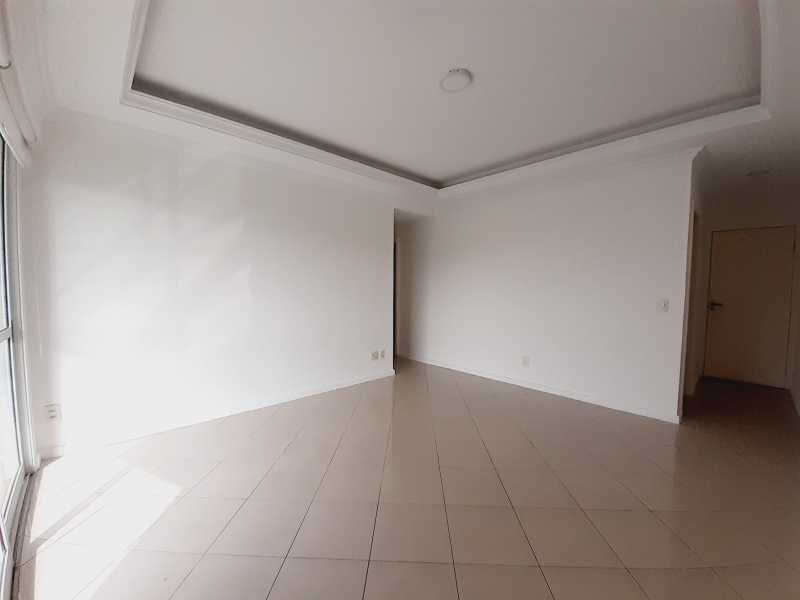 Apartamento à venda com 3 quartos, 96m² - Foto 7