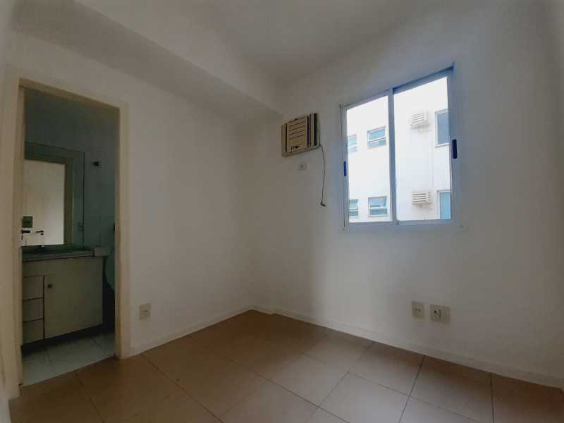 Apartamento à venda com 3 quartos, 96m² - Foto 15