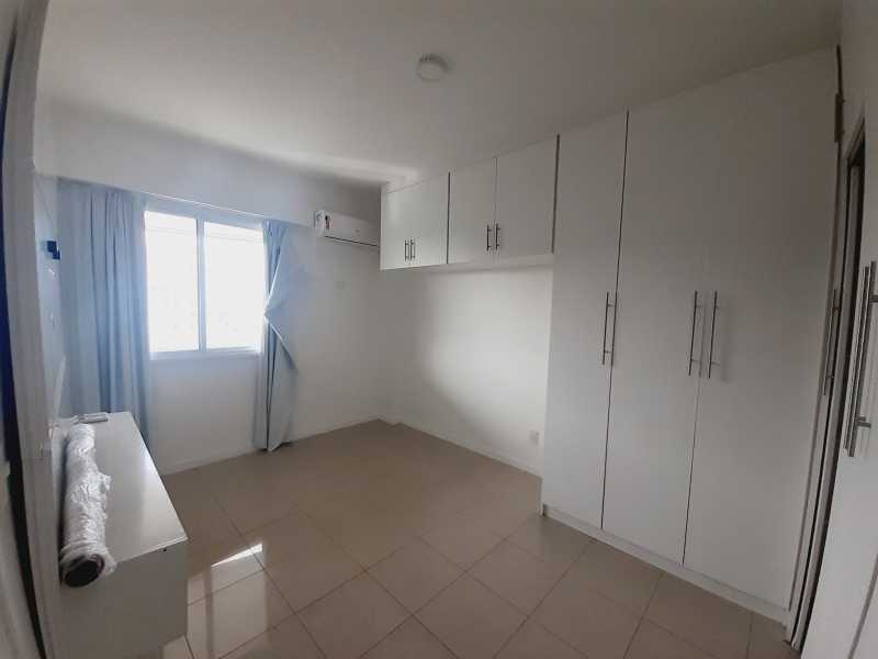 Apartamento à venda com 3 quartos, 96m² - Foto 18