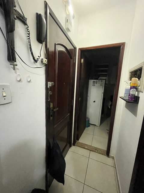 Apartamento à venda com 1 quarto, 32m² - Foto 10