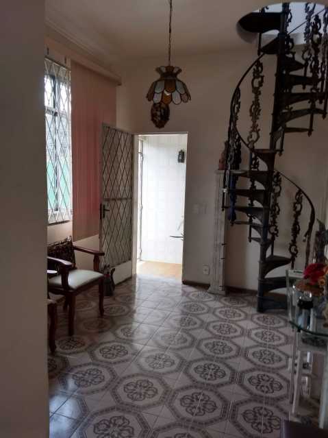 Casa de Vila à venda com 6 quartos, 230m² - Foto 5