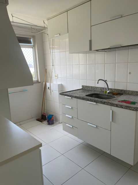 Apartamento à venda com 2 quartos, 67m² - Foto 8