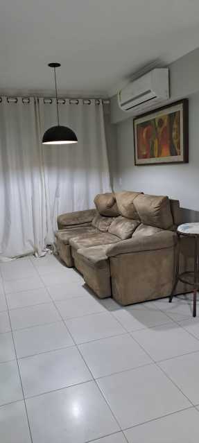 Apartamento à venda com 2 quartos, 62m² - Foto 13