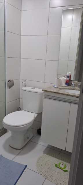 Apartamento à venda com 2 quartos, 62m² - Foto 17