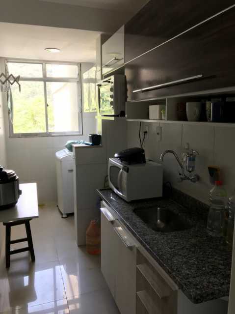 Apartamento à venda com 2 quartos, 62m² - Foto 11