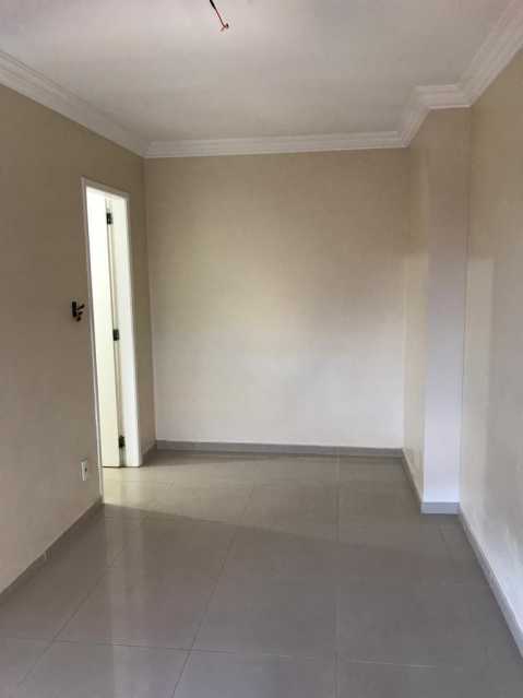 Apartamento à venda com 2 quartos, 62m² - Foto 10