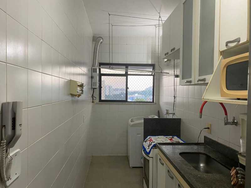 Apartamento à venda com 2 quartos, 63m² - Foto 18