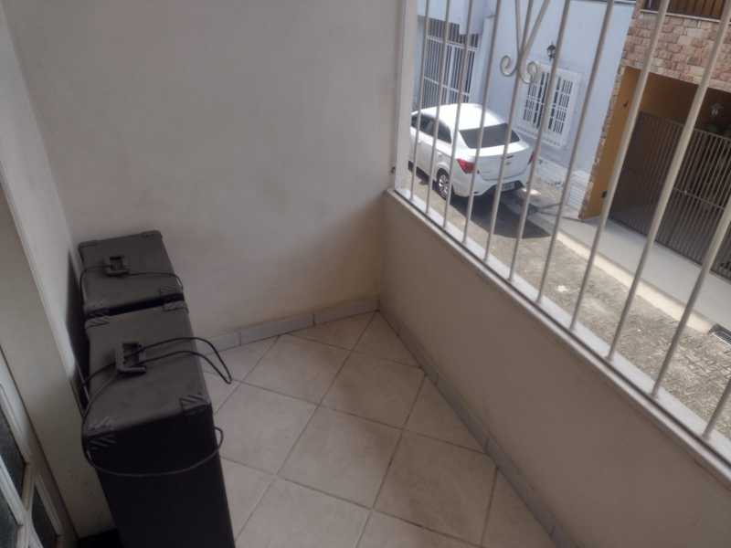 Casa de Vila à venda com 3 quartos, 90m² - Foto 24