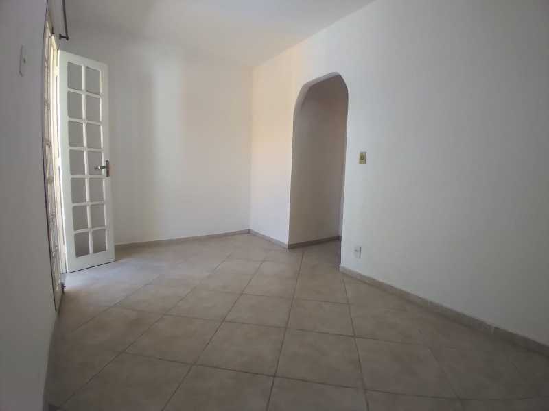 Casa de Vila à venda com 3 quartos, 90m² - Foto 11