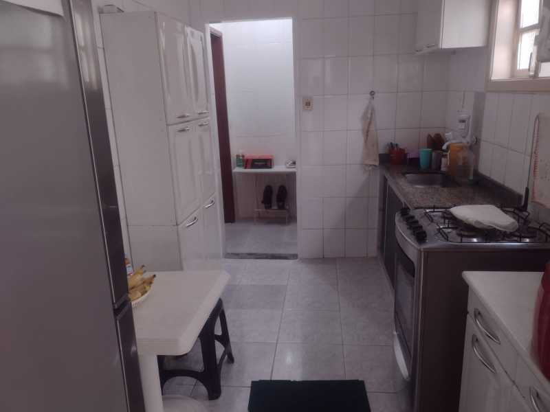 Casa de Vila à venda com 3 quartos, 90m² - Foto 15