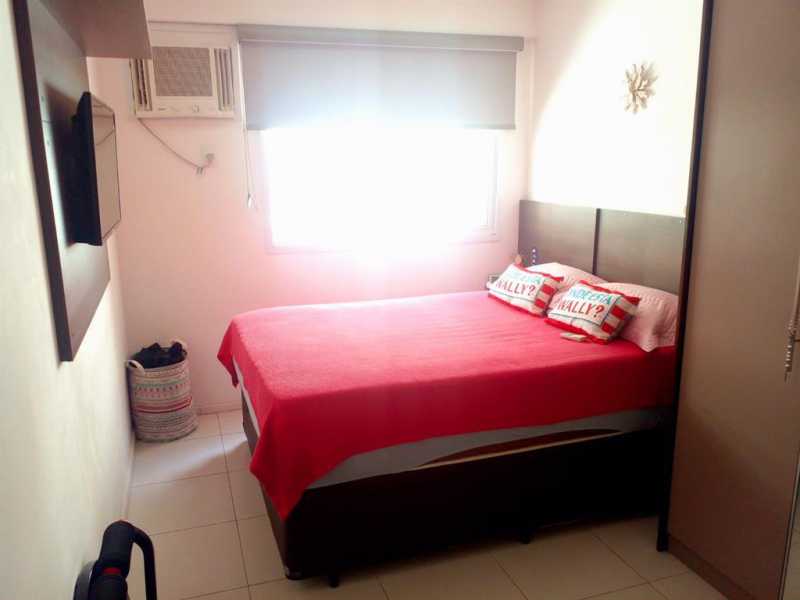 Apartamento à venda com 2 quartos, 62m² - Foto 11