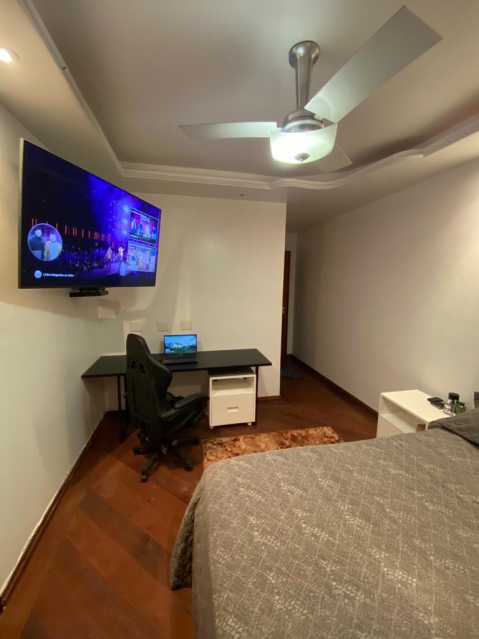 Cobertura à venda com 3 quartos, 400m² - Foto 15