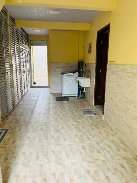 Casa de Condomínio à venda com 4 quartos, 270m² - Foto 24