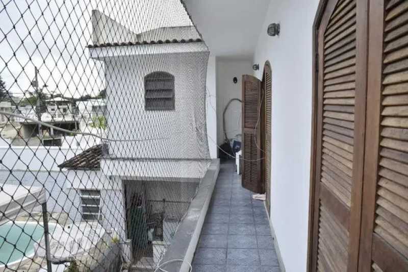 Casa de Condomínio à venda com 4 quartos, 200m² - Foto 13