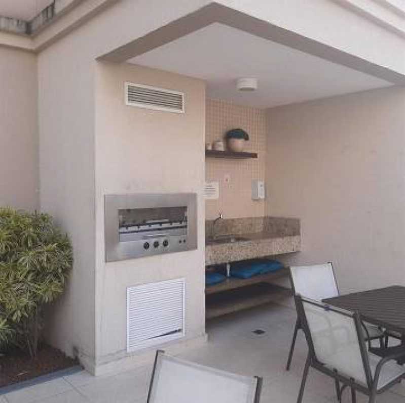 Apartamento à venda com 2 quartos, 75m² - Foto 13