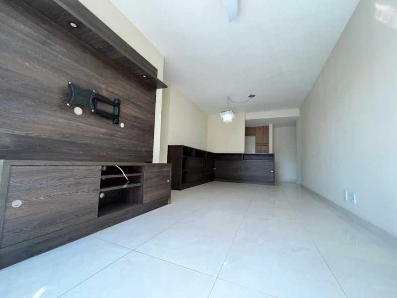 Apartamento à venda com 4 quartos, 89m² - Foto 2