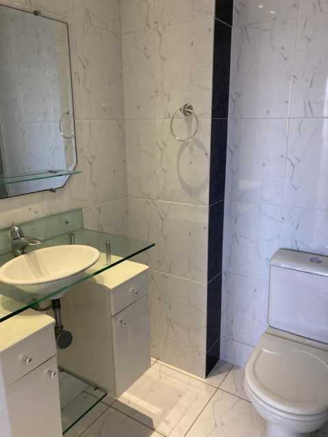 Apartamento à venda com 2 quartos, 75m² - Foto 6