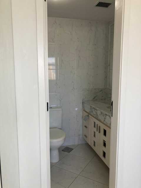 Apartamento à venda com 2 quartos, 75m² - Foto 10