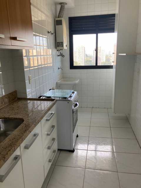 Apartamento à venda com 2 quartos, 75m² - Foto 12