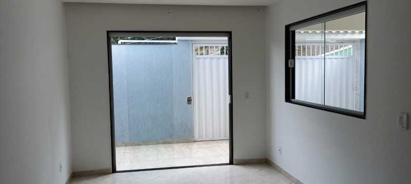 Casa de Condomínio à venda com 2 quartos, 180m² - Foto 10