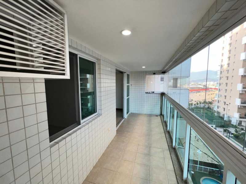 Apartamento à venda com 2 quartos, 70m² - Foto 5