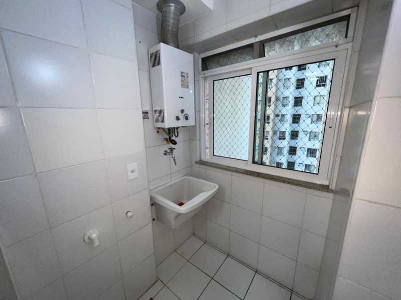 Apartamento à venda com 2 quartos, 70m² - Foto 20