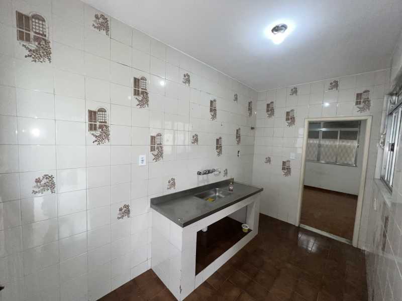 Casa à venda com 2 quartos, 150m² - Foto 11