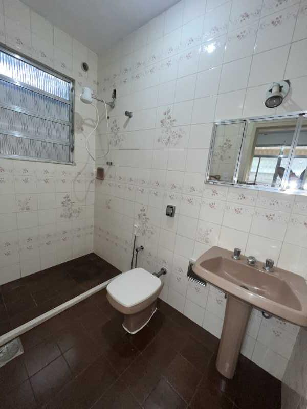 Casa à venda com 2 quartos, 150m² - Foto 17