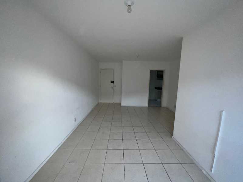 Apartamento à venda com 4 quartos, 97m² - Foto 8