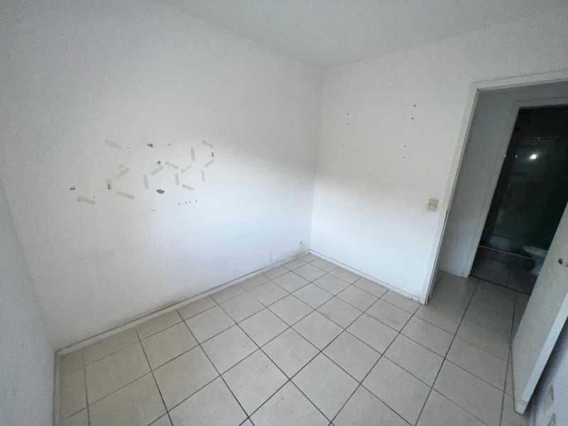 Apartamento à venda com 4 quartos, 97m² - Foto 13