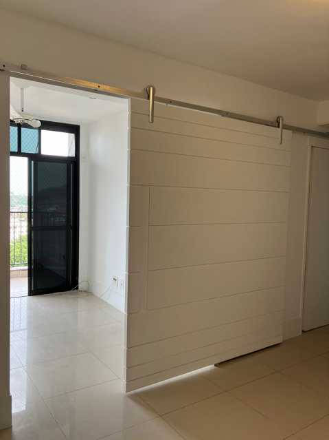 Cobertura à venda com 3 quartos, 200m² - Foto 18