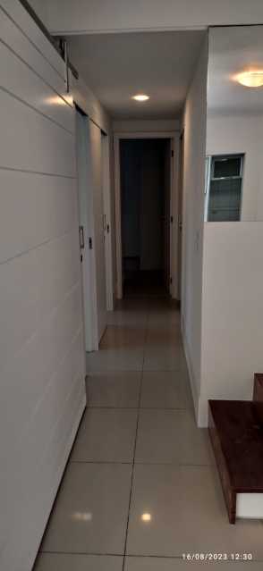 Cobertura à venda com 3 quartos, 200m² - Foto 12