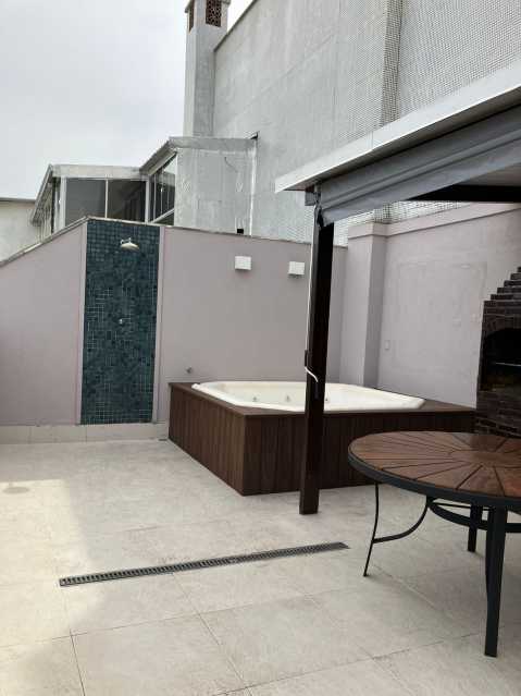 Cobertura à venda com 3 quartos, 200m² - Foto 24